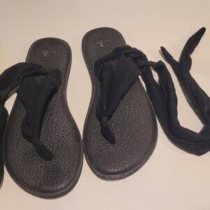 Sanuk Size 7 Wraparound Flipflops